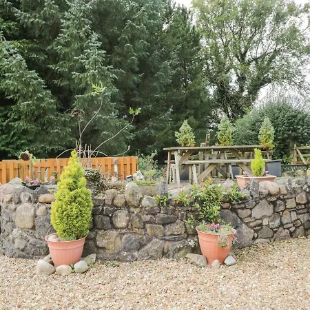 The At Graysondale Farm *